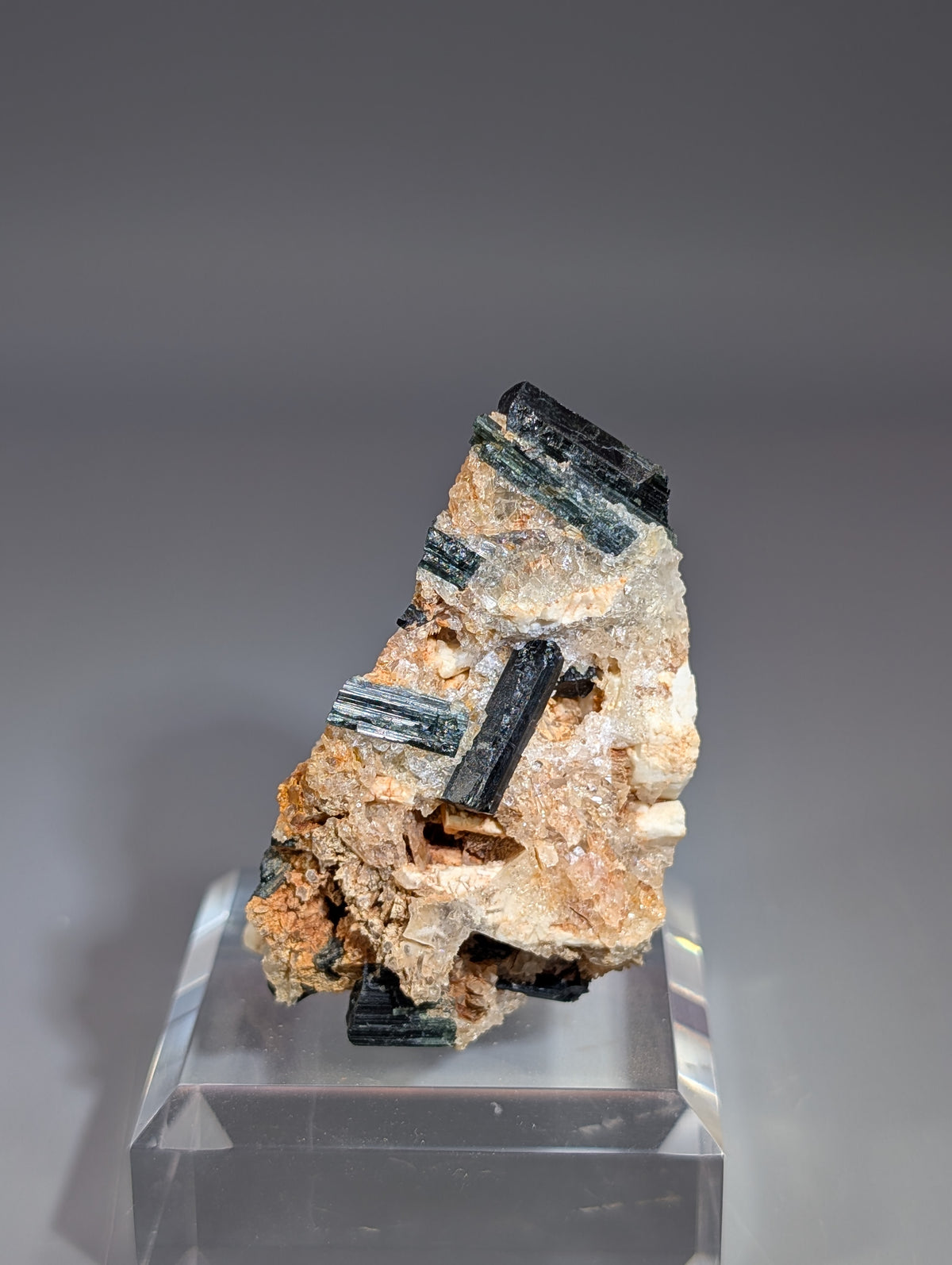 tourmaline var. elbaite